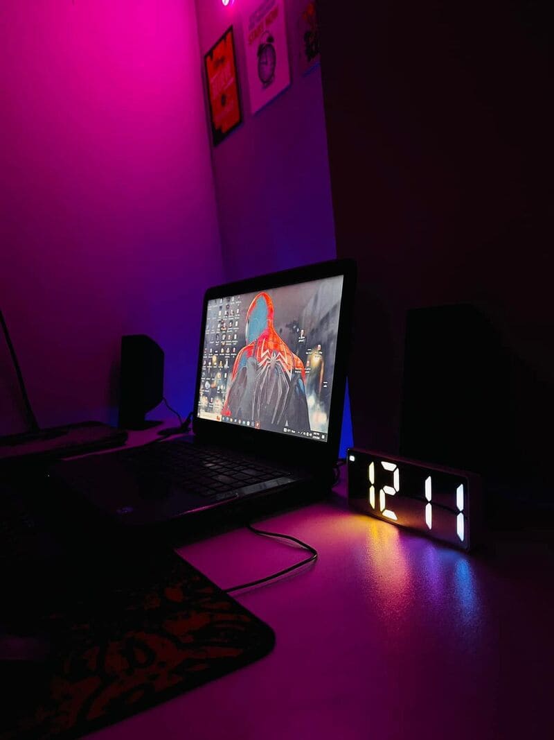 Digital LED clock - Image 4